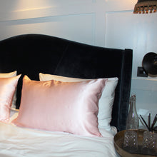 Load image into Gallery viewer, Luxury Queen Size Pink Pillowcase - Pure 100% Mulberry Silk 22 Momme
